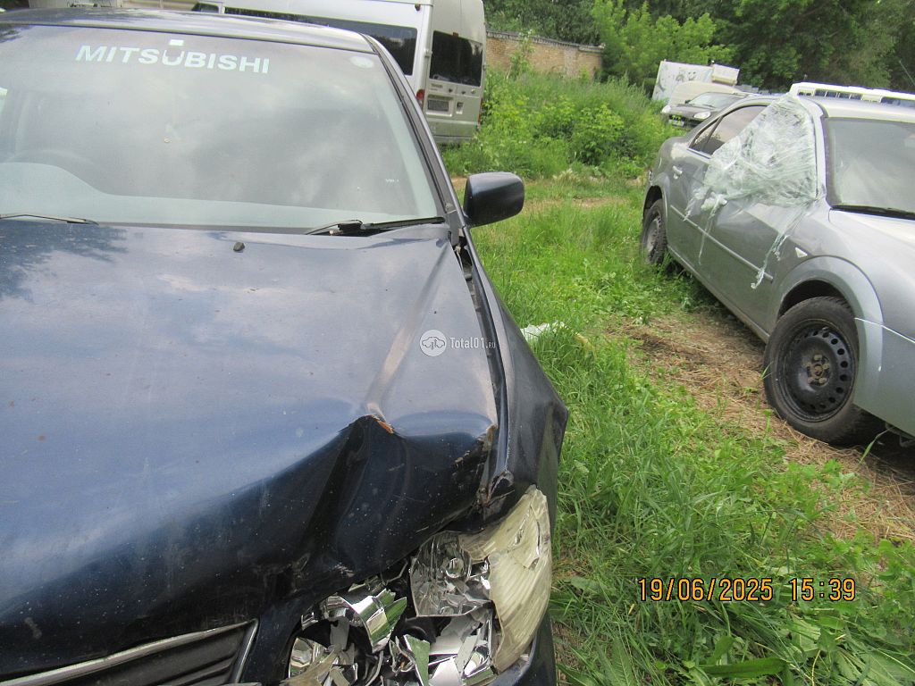 Фото Mitsubishi Lancer Cedia 18