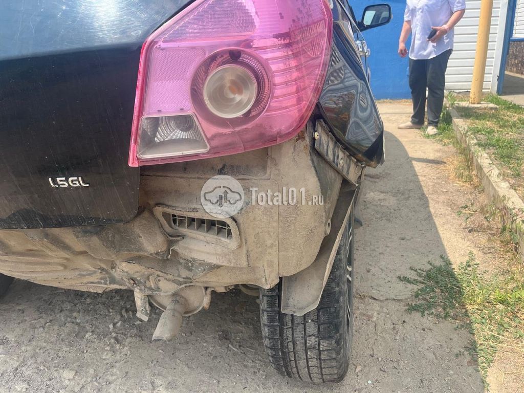 Фото Geely MK Cross 26
