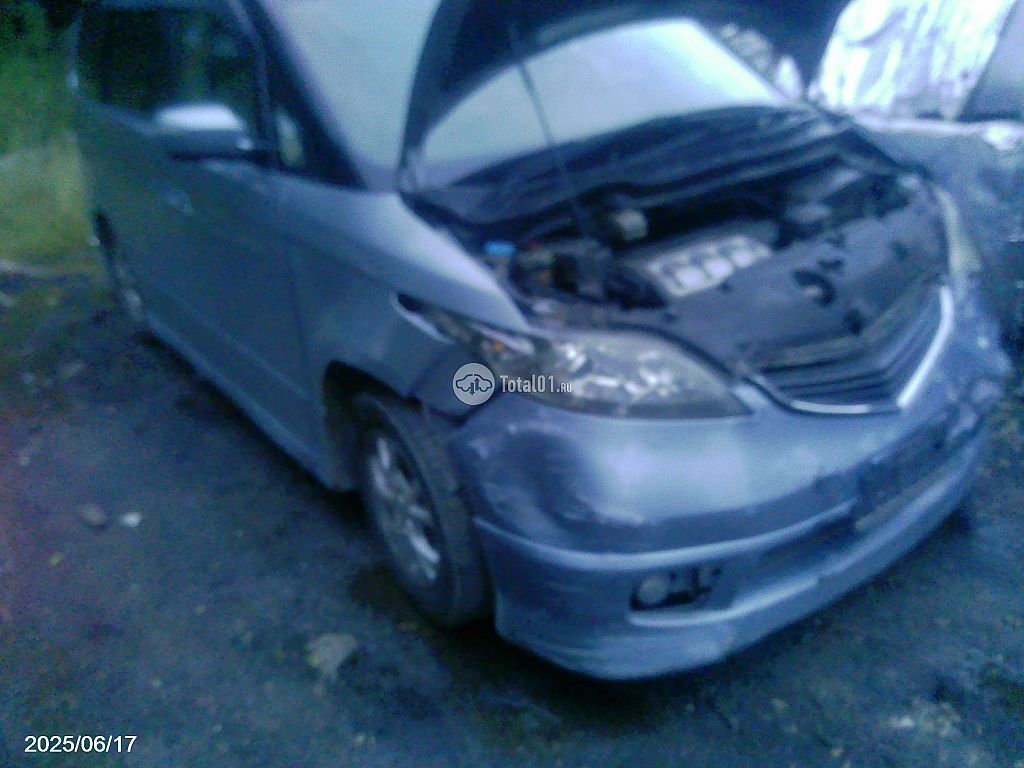 Фото Honda Elysion 4
