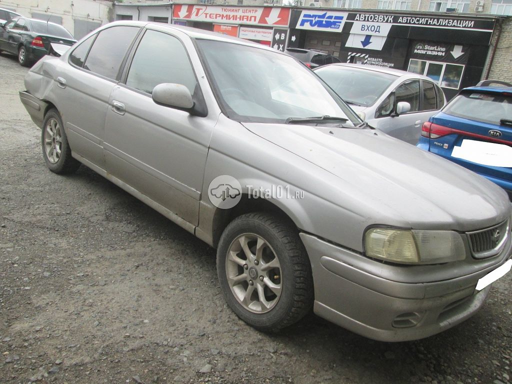 Фото Nissan Sunny 4