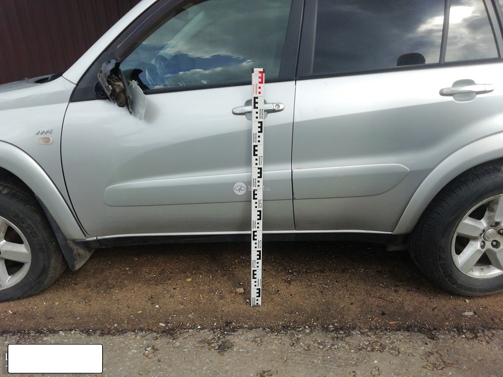 Фото Toyota RAV4 4