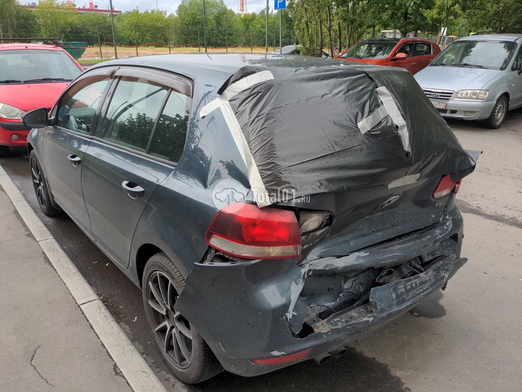 Фото Volkswagen Golf 6