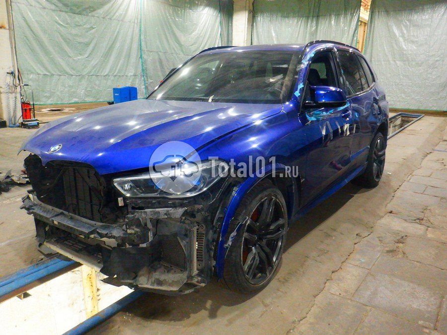 Фото BMW X5 M 8