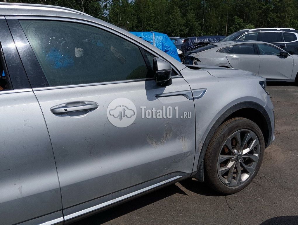 Фото KIA Sorento 16