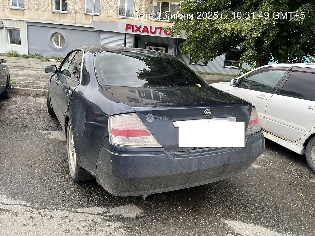 Фото Nissan Gloria 8