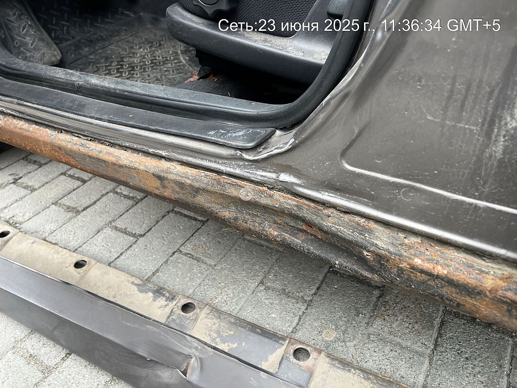 Фото Pontiac Vibe 48