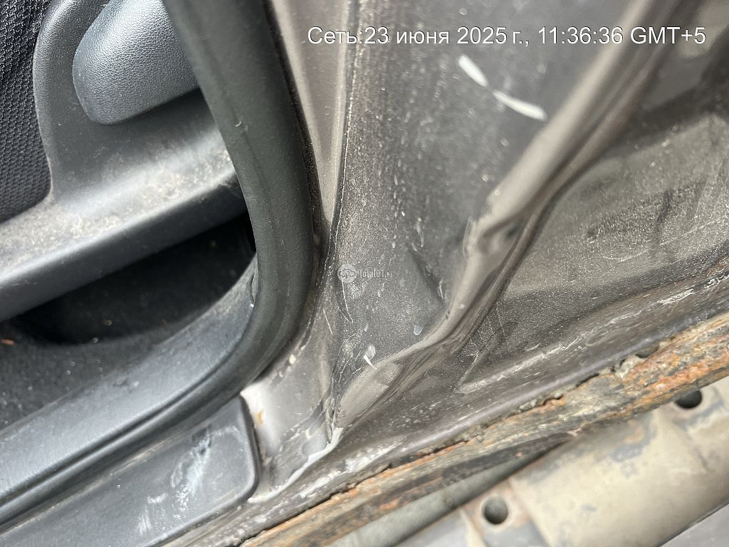 Фото Pontiac Vibe 54