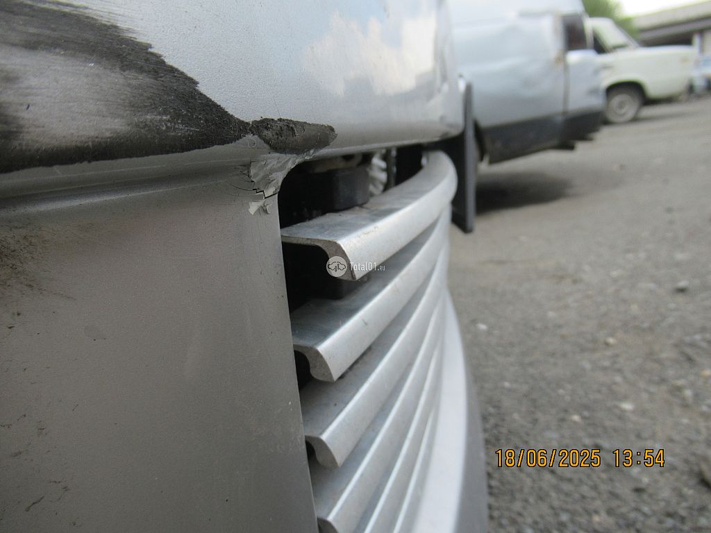 Фото Nissan Liberty 36