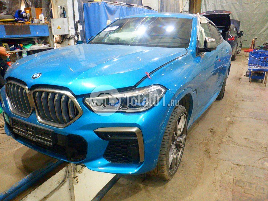 Фото BMW X6 M 8