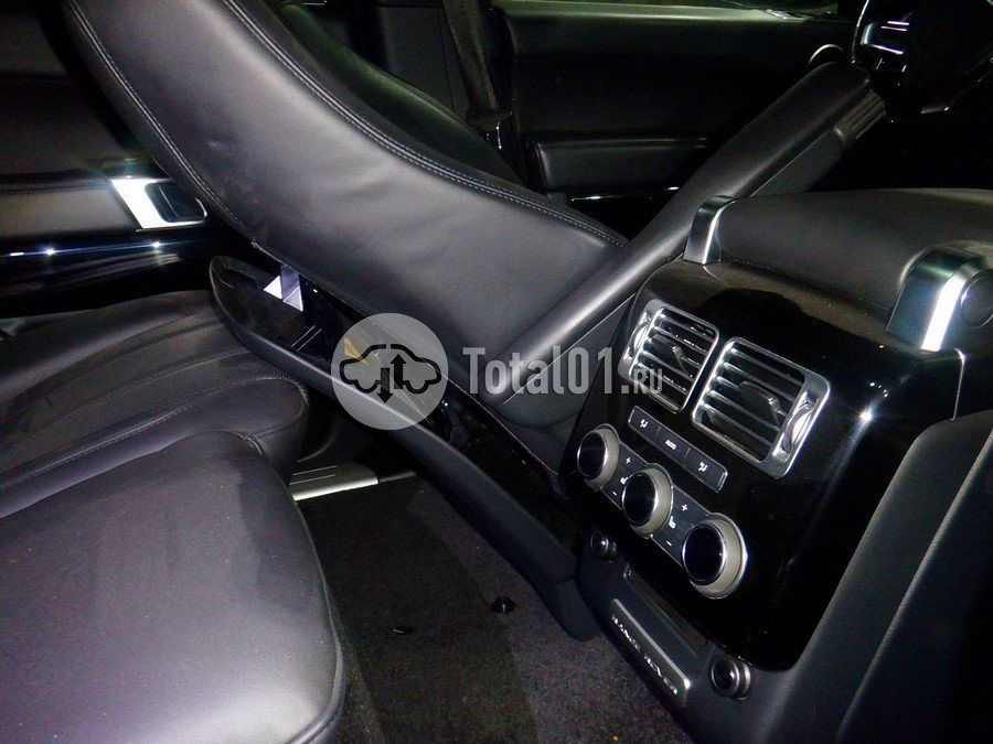 Фото Land Rover Range Rover 70