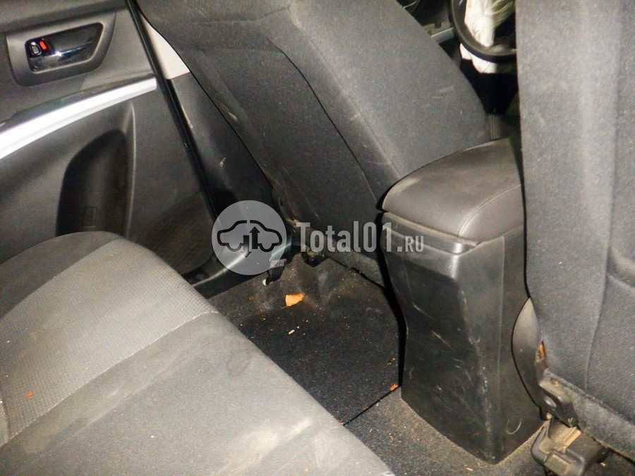 Фото Suzuki SX4 62