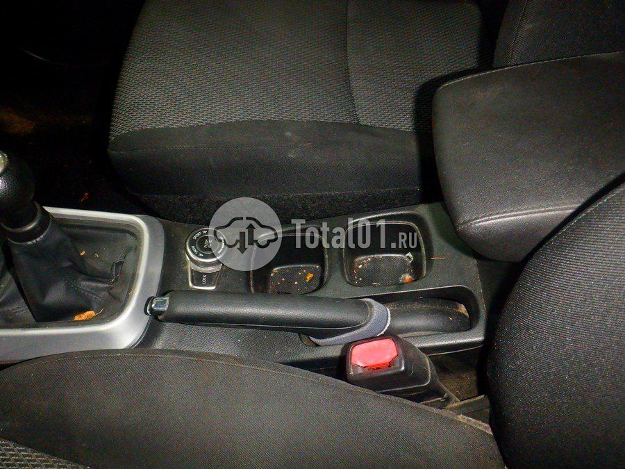 Фото Suzuki SX4 102
