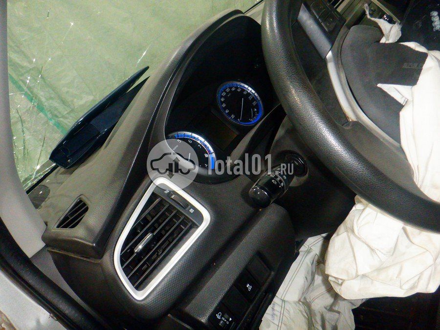 Фото Suzuki SX4 108