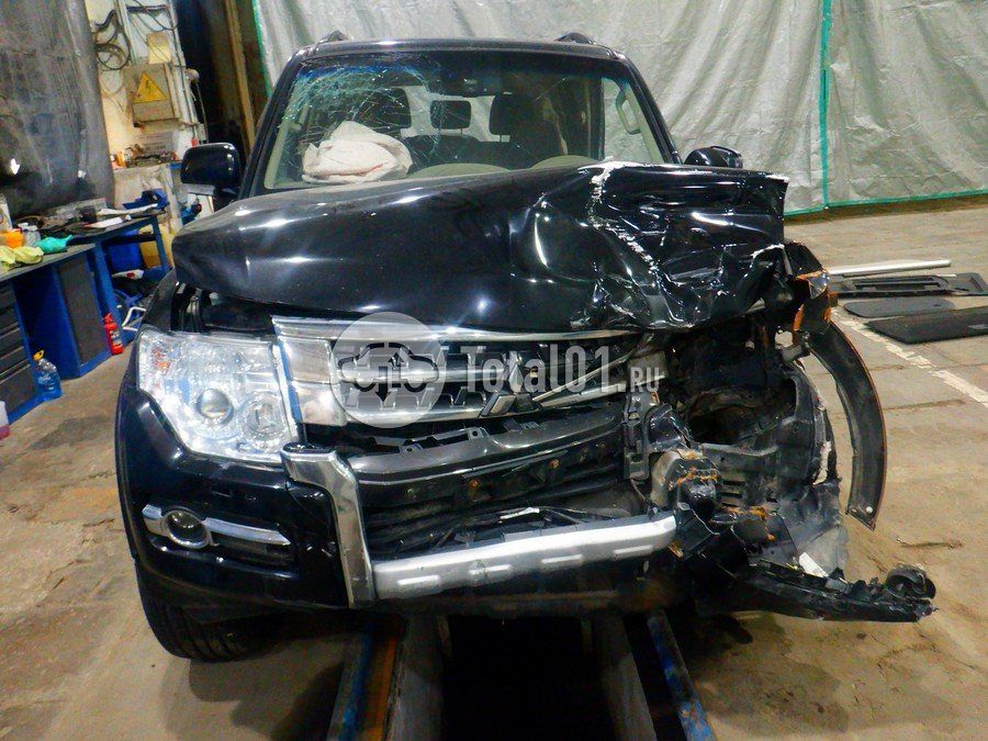 Фото Mitsubishi Pajero 4