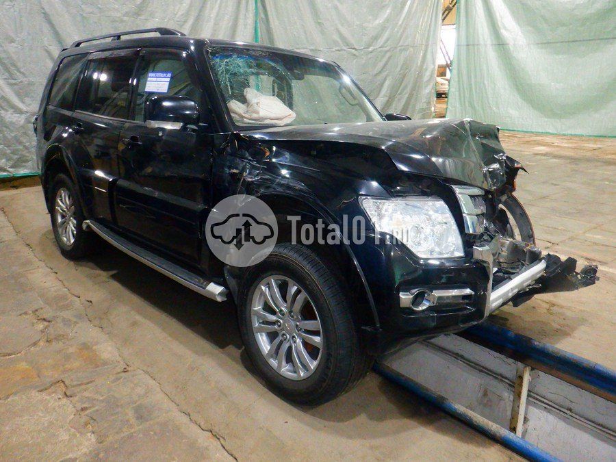 Фото Mitsubishi Pajero 10