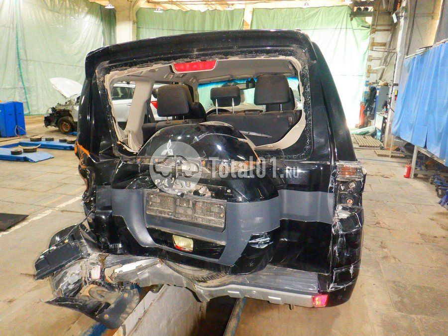 Фото Mitsubishi Pajero 14