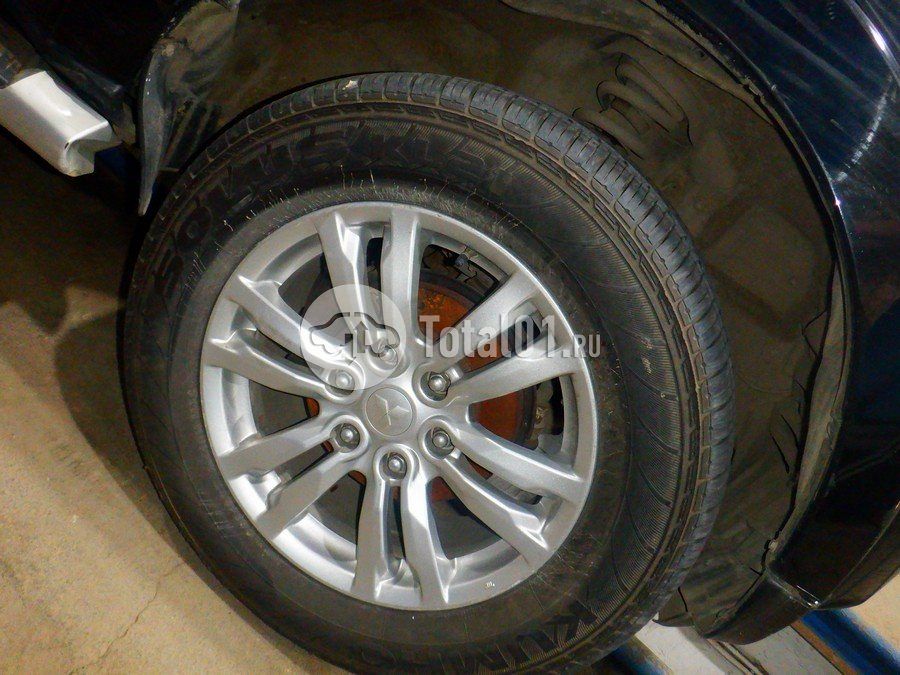 Фото Mitsubishi Pajero 108