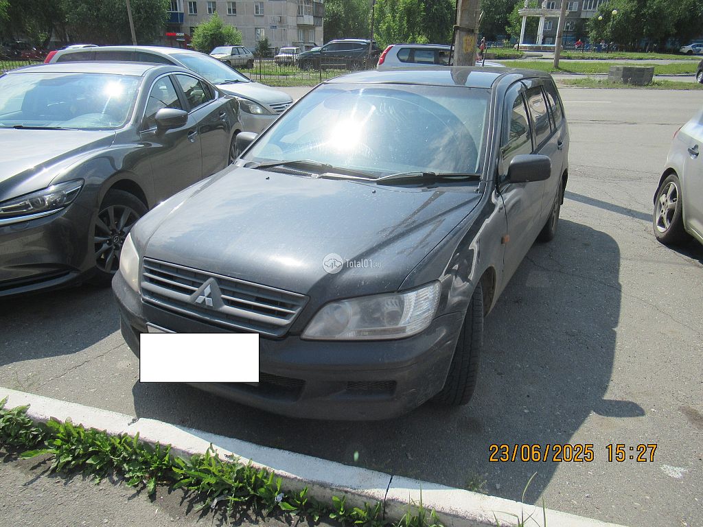 Фото Mitsubishi Lancer Cedia 4