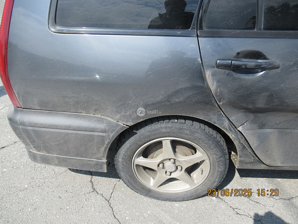 Фото Mitsubishi Lancer Cedia 18