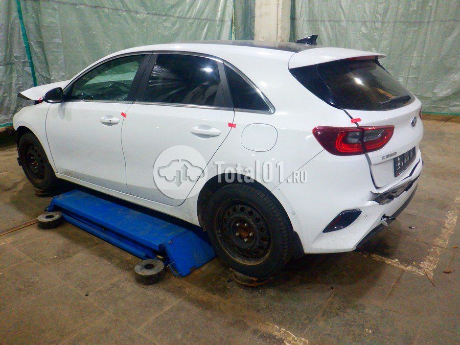 Фото KIA cee\'d 12