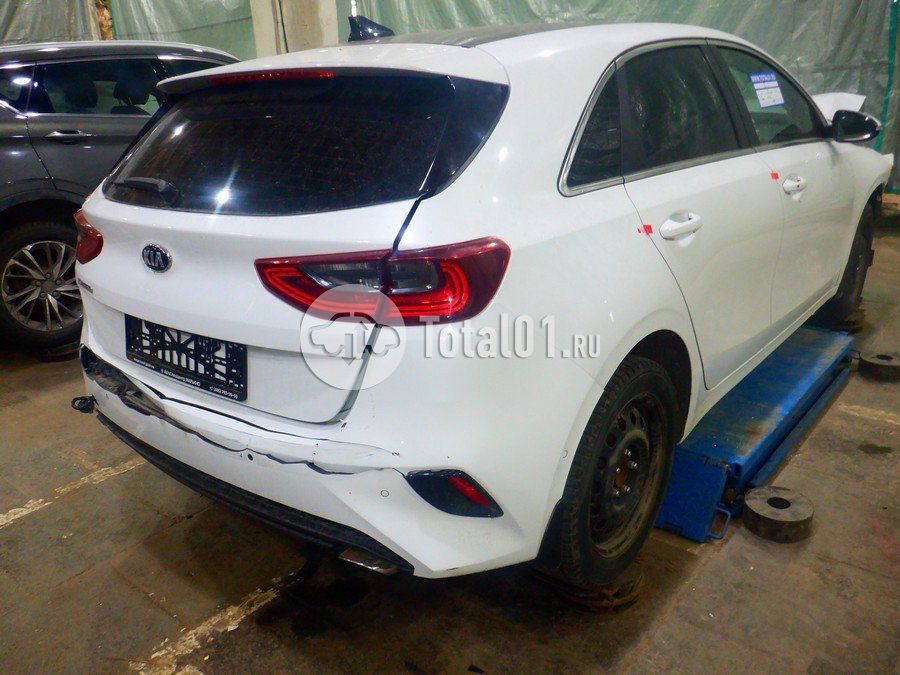 Фото KIA cee\'d 16