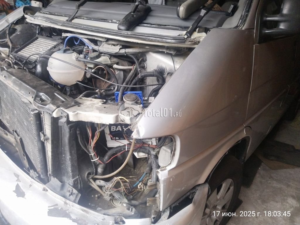 Фото Volkswagen Transporter 32