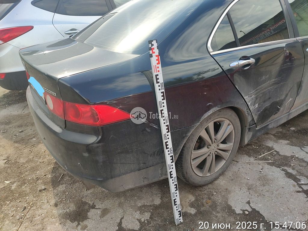 Фото Honda Accord 14