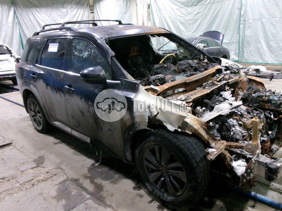 Фото Nissan Pathfinder 12