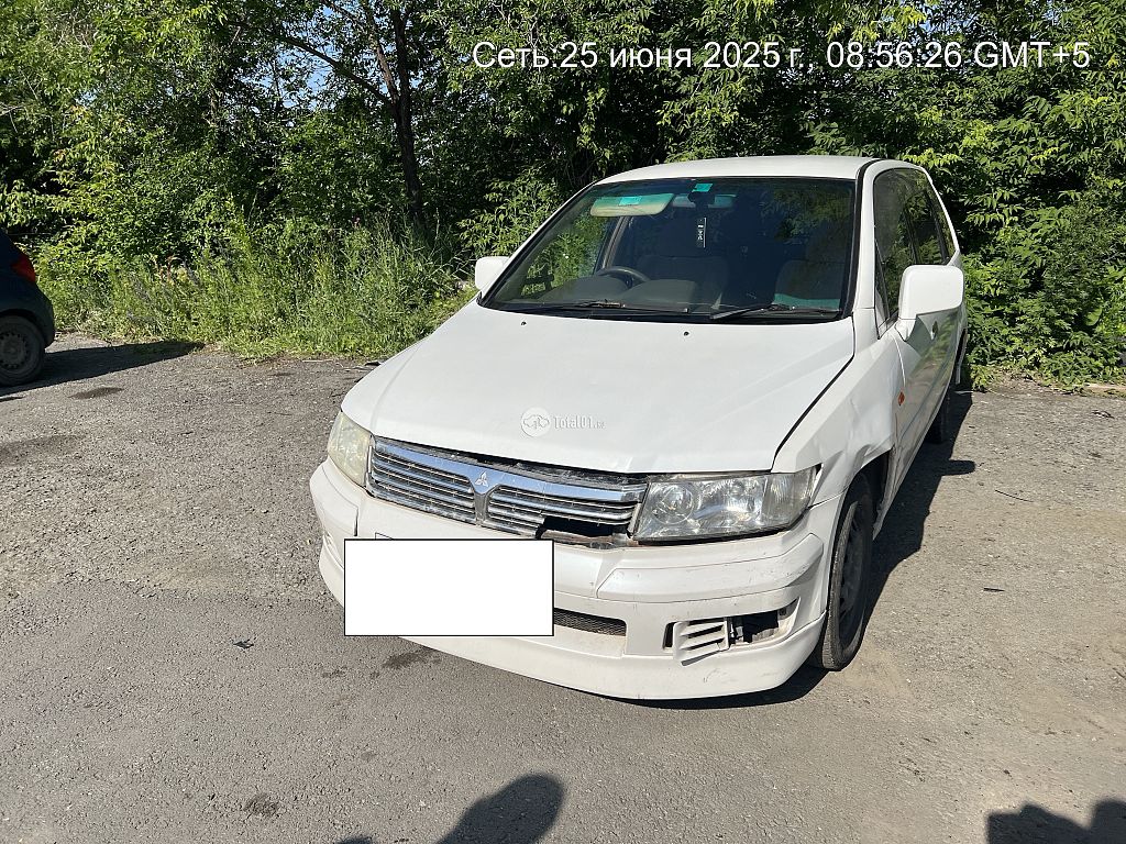 Фото Mitsubishi Chariot Grandis 4