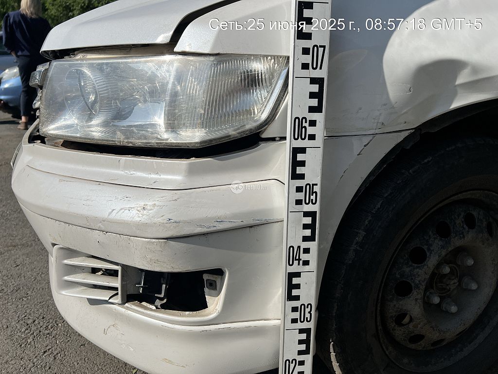 Фото Mitsubishi Chariot Grandis 12
