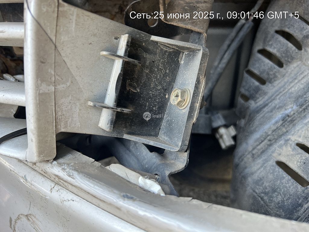 Фото Mitsubishi Chariot Grandis 136