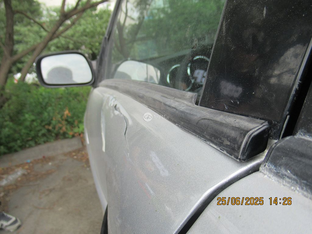 Фото Pontiac Vibe 54