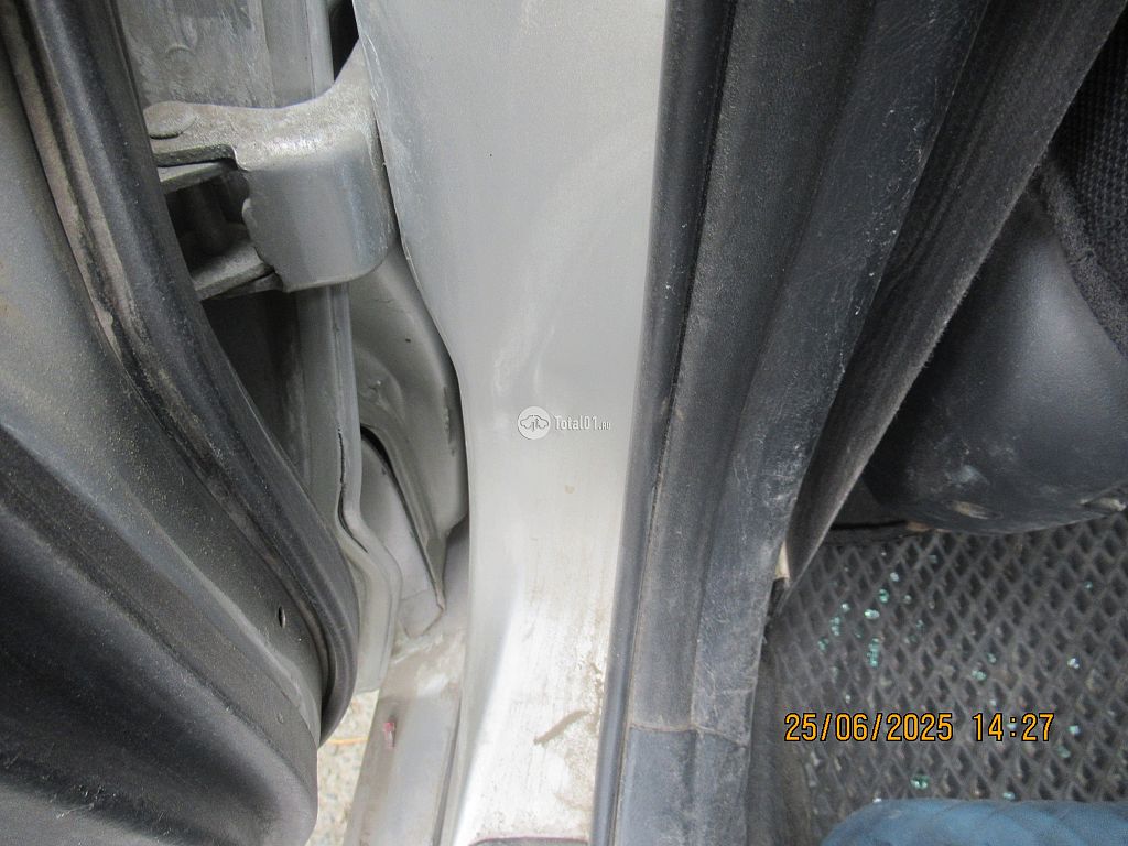 Фото Pontiac Vibe 92