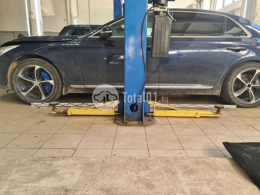 Фото Hyundai Genesis 32