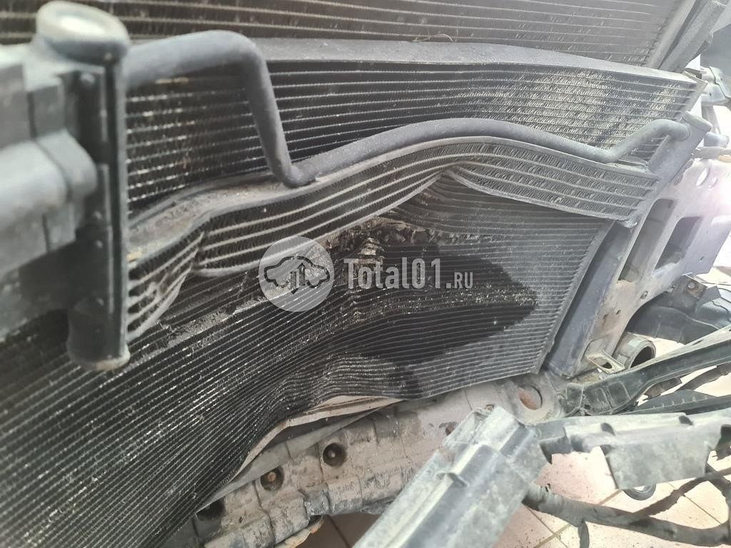Фото Hyundai Genesis 208