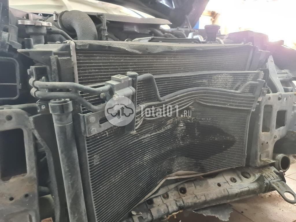 Фото Hyundai Genesis 286