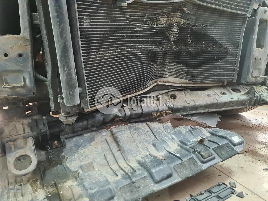Фото Hyundai Genesis 294