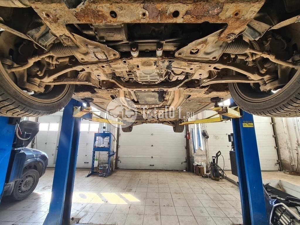 Фото Hyundai Genesis 338