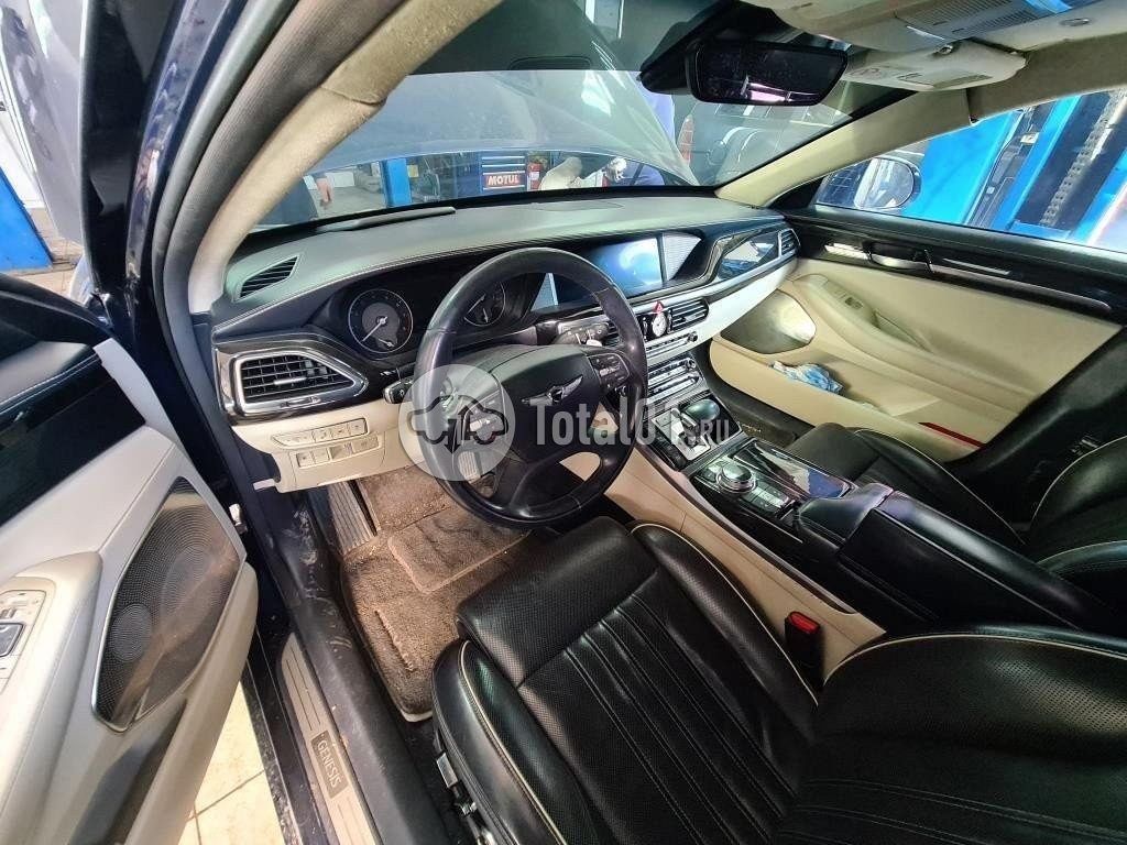 Фото Hyundai Genesis 716