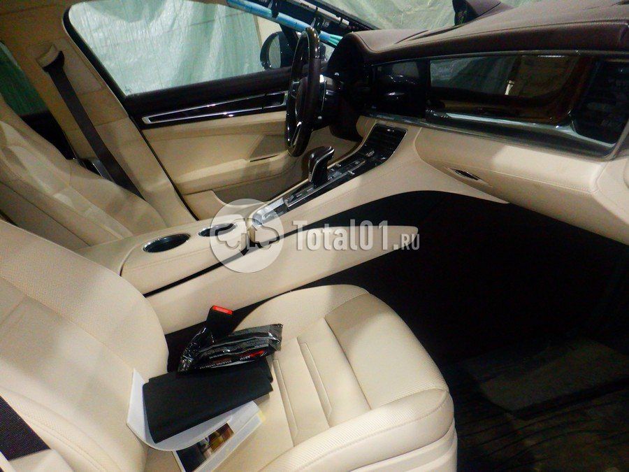 Фото Porsche Panamera 4 24