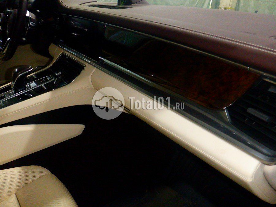 Фото Porsche Panamera 4 32