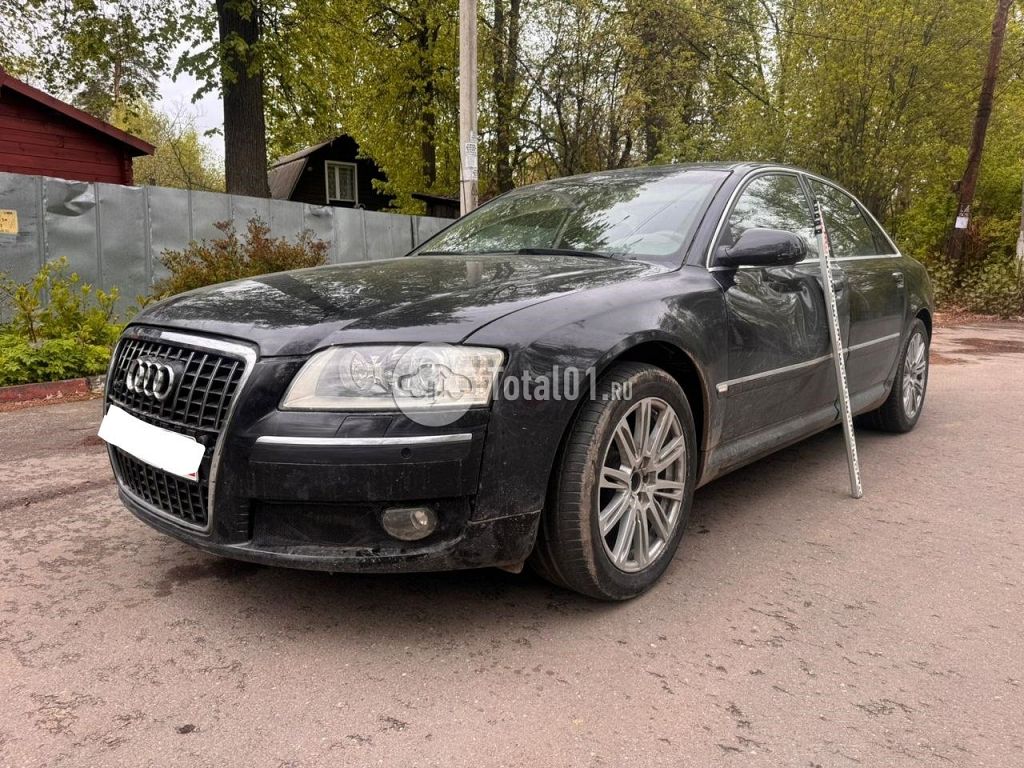 Фото Audi A8 4
