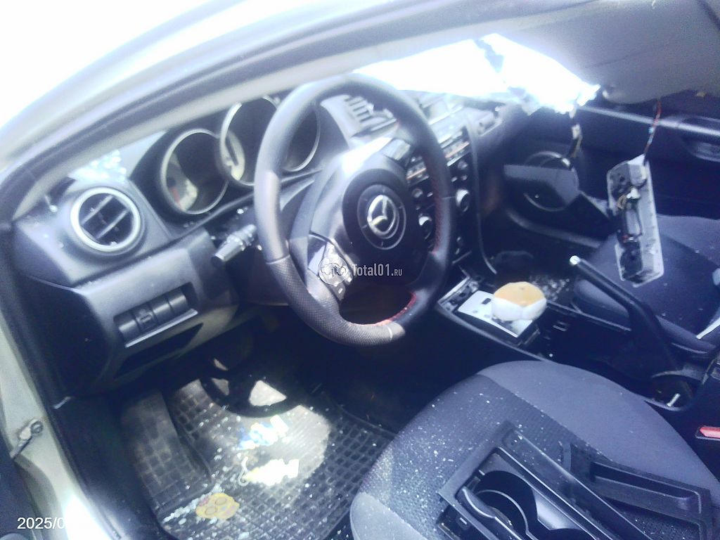 Фото Mazda 3 10