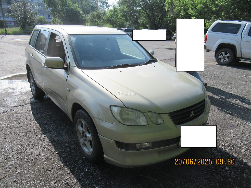 Фото Mitsubishi Airtrek 6
