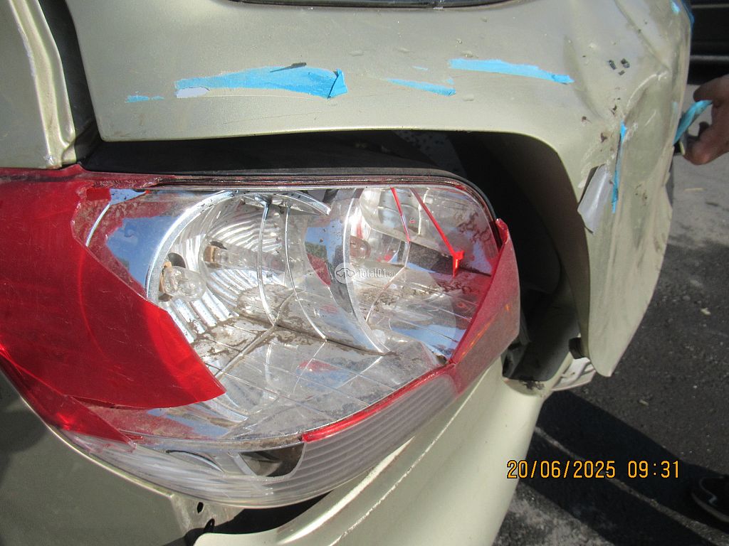 Фото Mitsubishi Airtrek 24