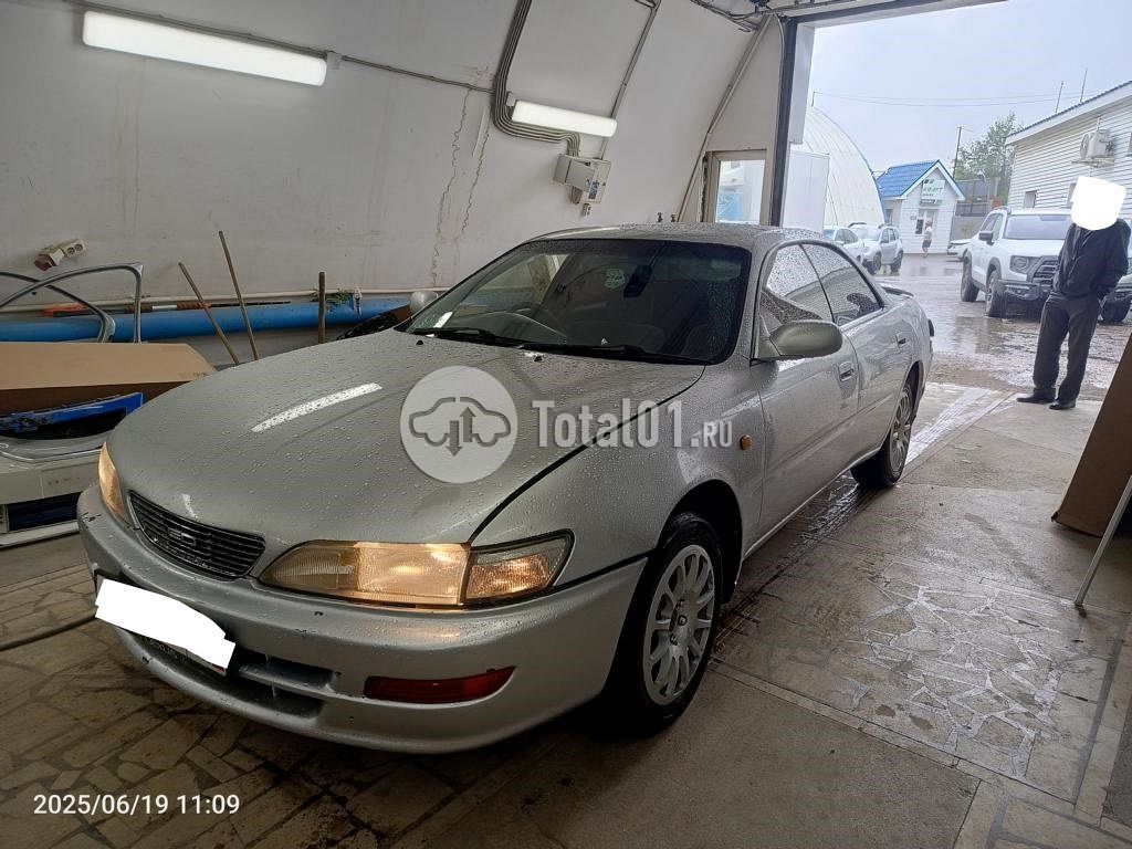 Фото Toyota Carina 4