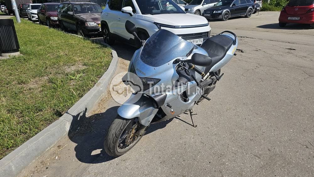 Фото Honda CBR600F 4