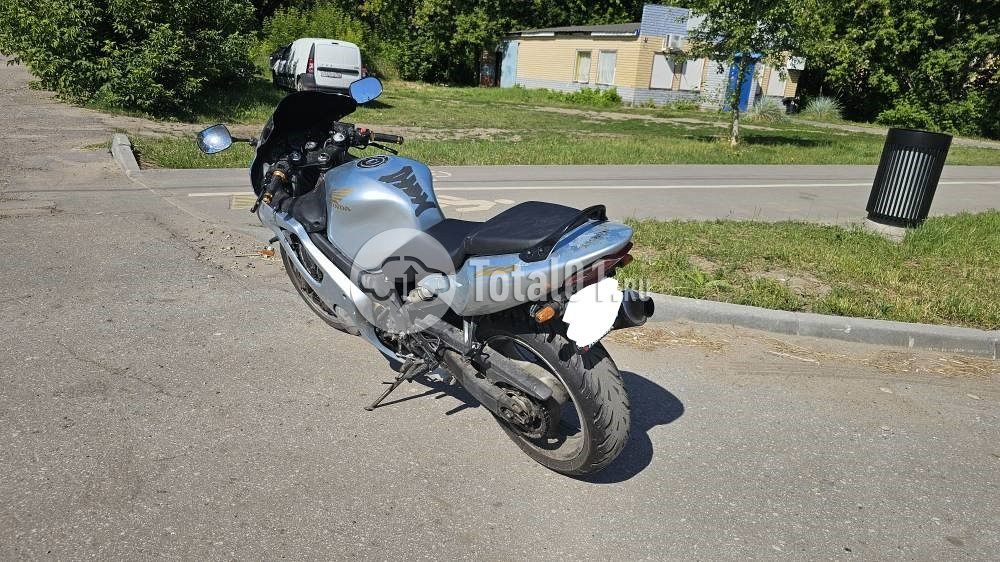 Фото Honda CBR600F 6