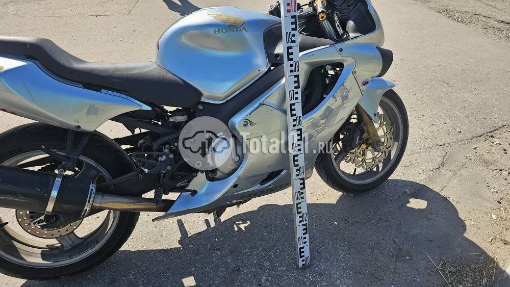 Фото Honda CBR600F 10