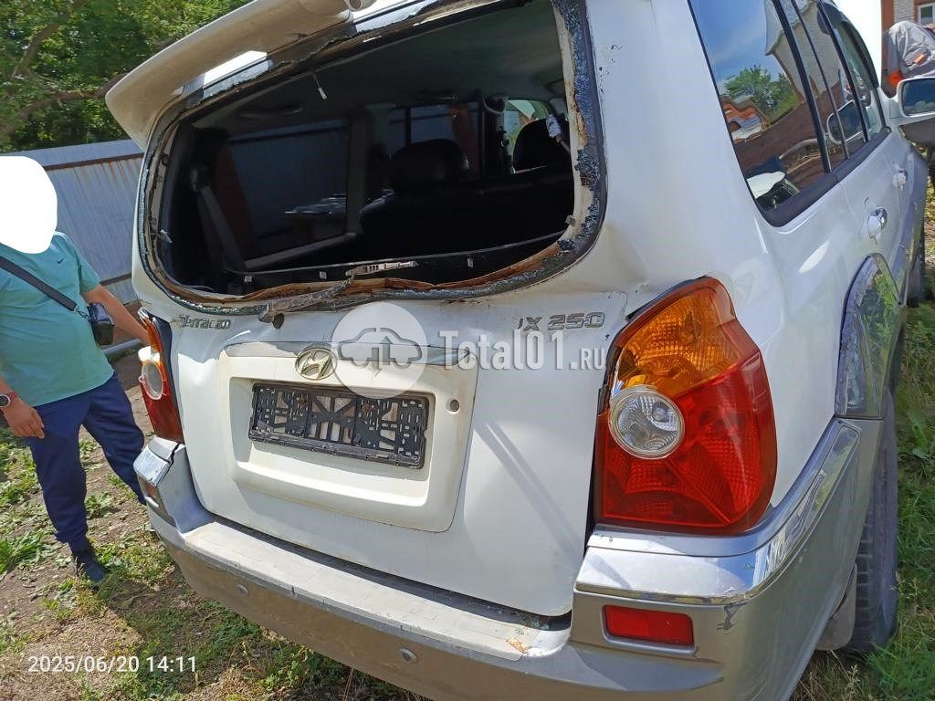 Фото Hyundai Terracan 8